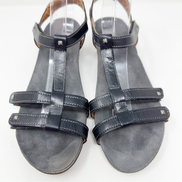 TAOS Wanderer Wedge Sandals - Picture 3 of 10